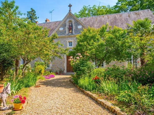 Propriété historique au coeur de Fresnay-sur-Sarthe