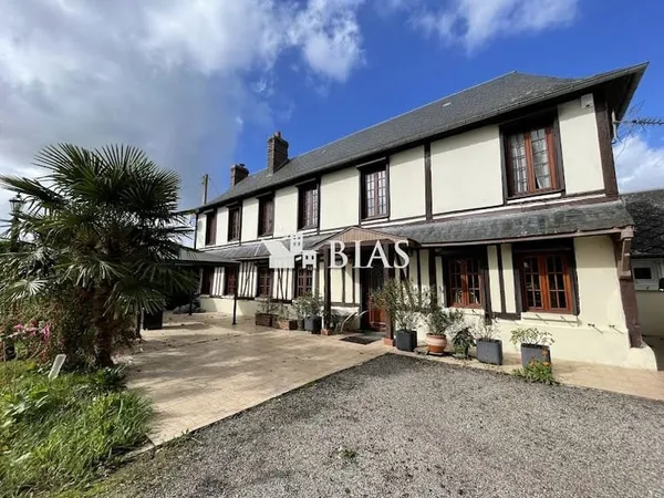Maison 6 pièces 160 m²
