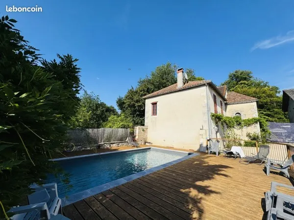 Propriété 13 pièces 420 m²