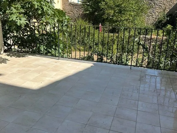 Appartement neuf RDC. Terrasse exceptionnelle
