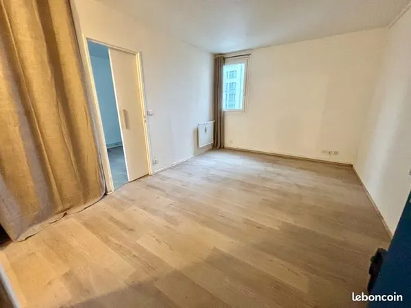 Beau petit T2 avec garage