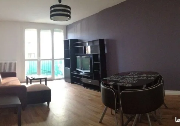 A louer : 1 chambre en colocation meublée et équipée