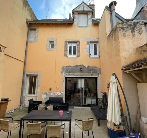 Maison T3 + un studio au coeur de Briare