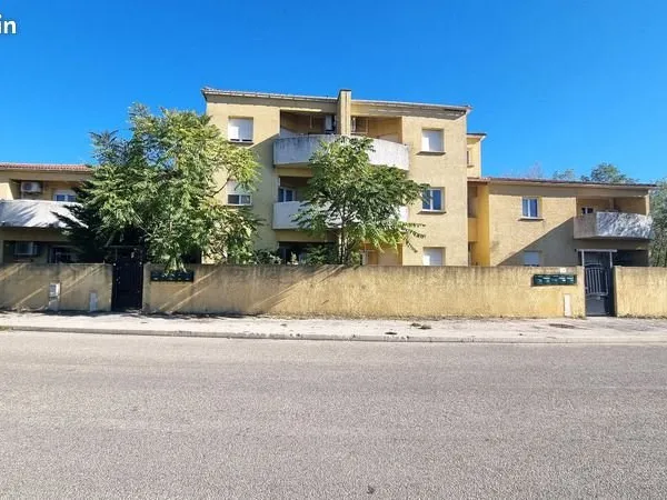 Immeuble de rapport 834 m²