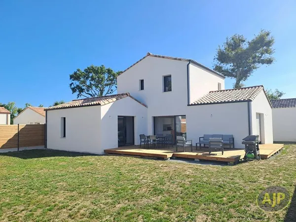 SALLERTAINE - Maison neuve