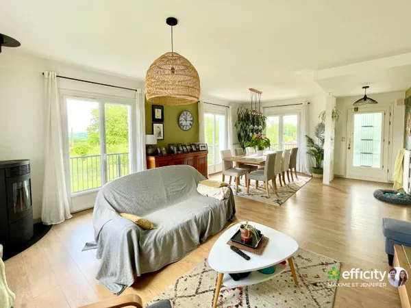Maison 6 pièces 220 m²