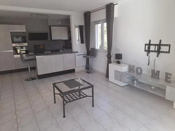 Appartement Location Saint-Raphaël 3p 70m² 1228€