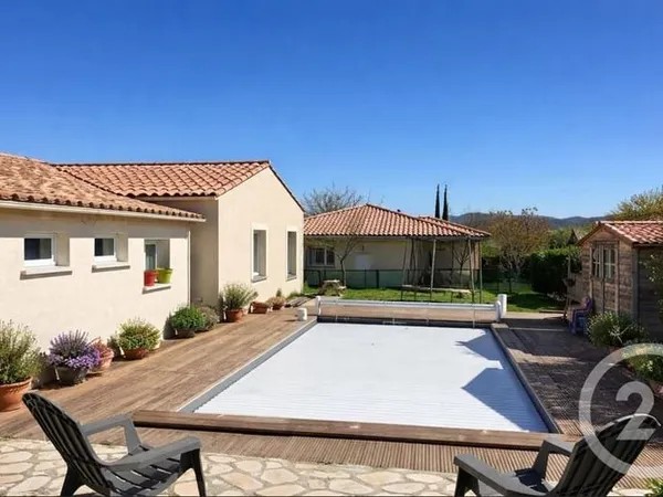 Maison 5 pièces 151 m²