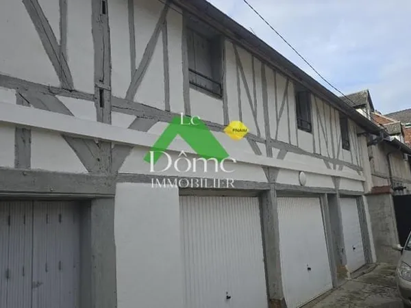 Stationnement Location Méru   529€