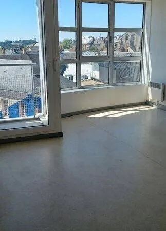 Studio 1 pièce 25 m²