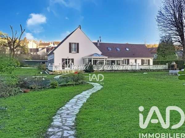 Maison 9 pièces 350 m²