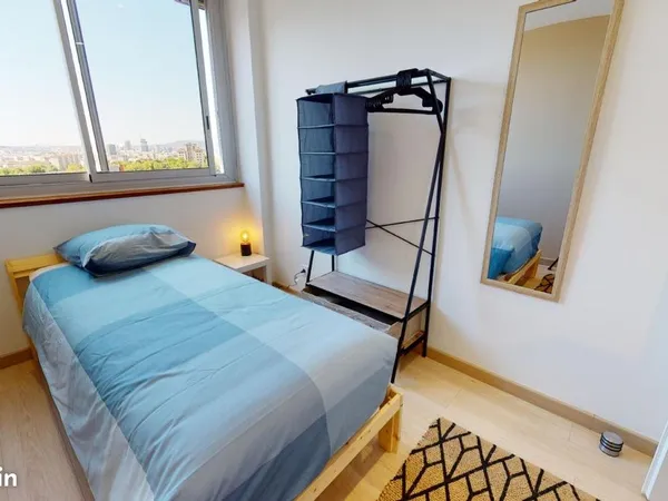 Chambre 5 pièces 86 m²