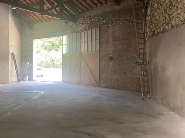Box de stockage 187 m²