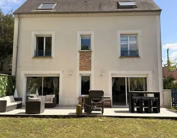 Maison 7 pièces 192 m²