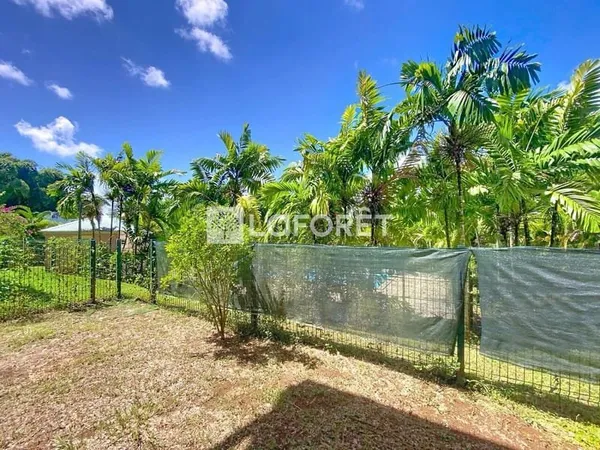 Appartement T3, dans une résidence sécurisée avec piscine, secteur Montalègre, Le Lamentin