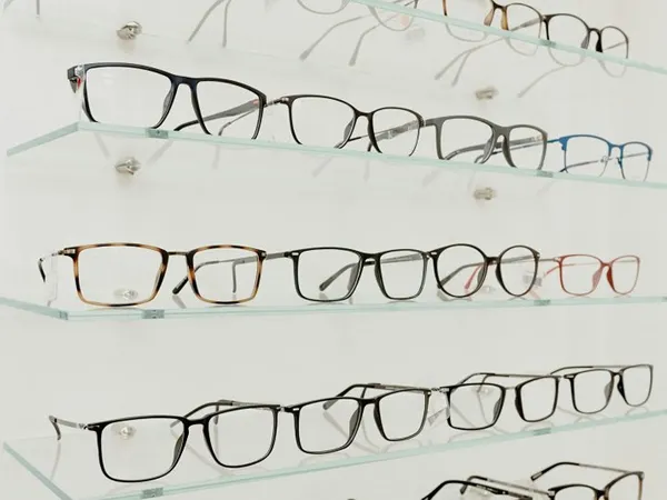 A VENDRE - Fonds de commerce OPTICIEN - DINAN