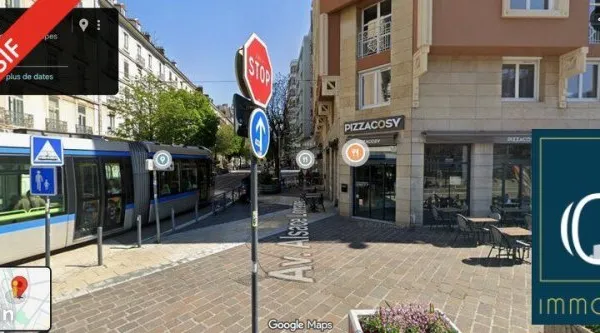 LOCAL COMMERCIAL 176 m² GRENOBLE