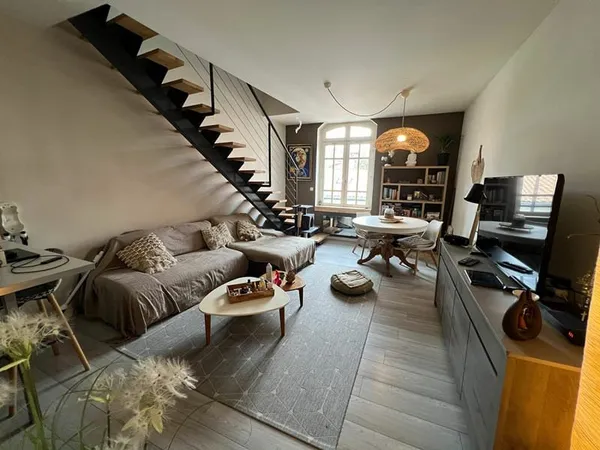 Appartement T4 1er étage centre ville