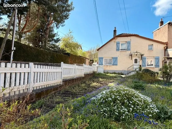Maison 80m2 4 pièces avec jardin proche centre-ville