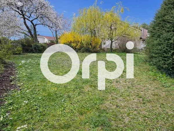 Terrain 400 m²