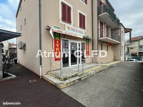 LOCAL COMMERCIAL 194 m² AUBIERE