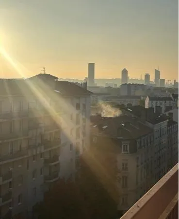 Appartement type t4/5 double terrasse et parking privatif