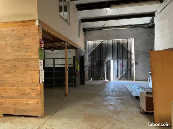 Location d'un local industriel pour activité artisanale ou commerciale en péripherie de MONTAUBAN