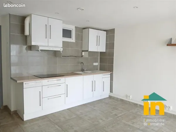 Studio 1 pièce 29 m²