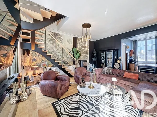 Appartement 4 pièces 150 m²