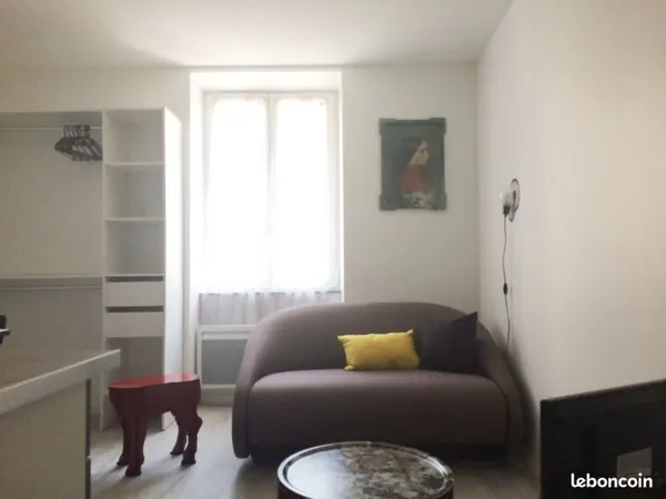 Studio 1 pièce 18 m²