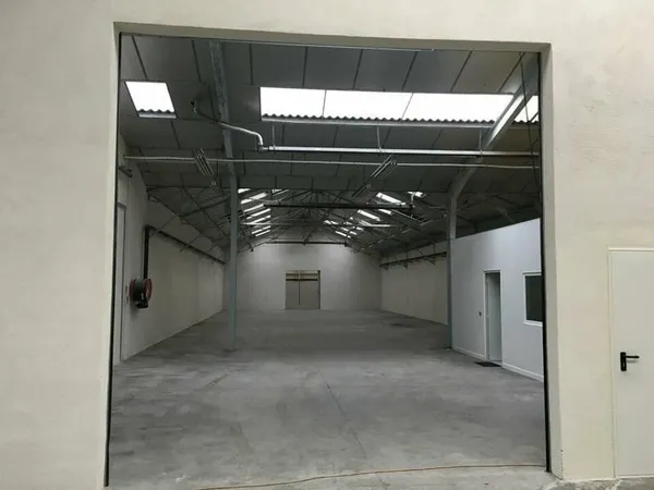 Entrepôt à louer