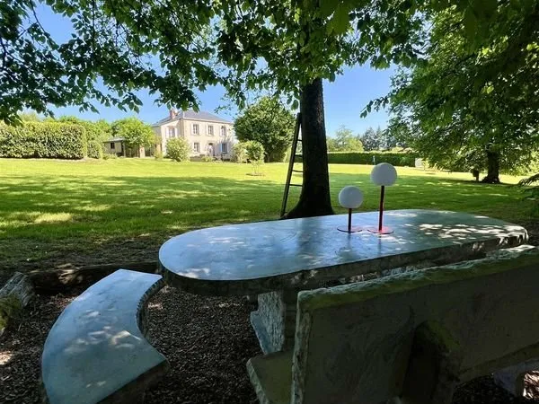 Magnifique Maison de Maître dans un très beau parc de plus de 5000m²