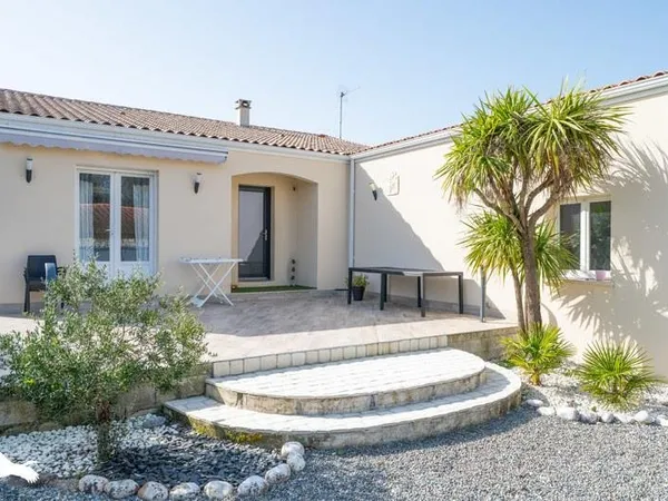 Pavillon de 5 pièces principales