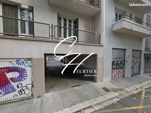Parking/box 13 m² Grenoble