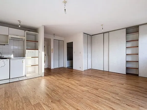 Studio 1 pièce 34 m²