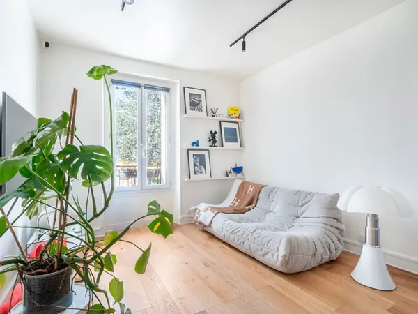 Studio entièrement rénové