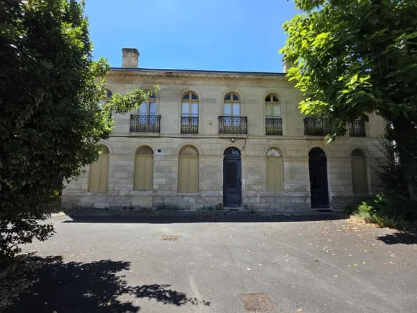 BORDEAUX CROIX BLANCHE G.MANDEL - GRAND APPARTEMENT AVEC TER