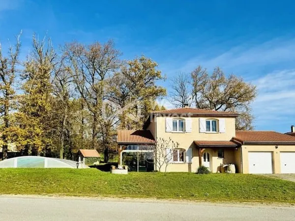 Maison 6 pièces 138 m²