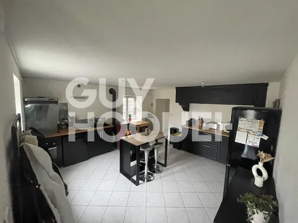 Agréable appartement de 4 pièces proche Vesoul