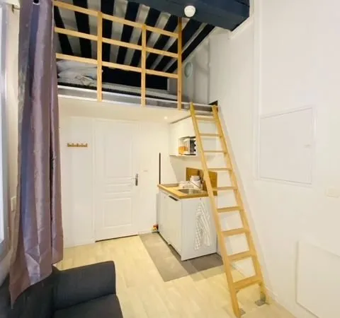 Studio 1 pièce 10 m²