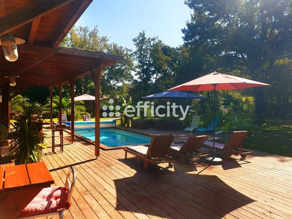 Maison 8 pièces 177 m²