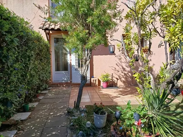 T2 en Rez de jardin La Londe les Maures
