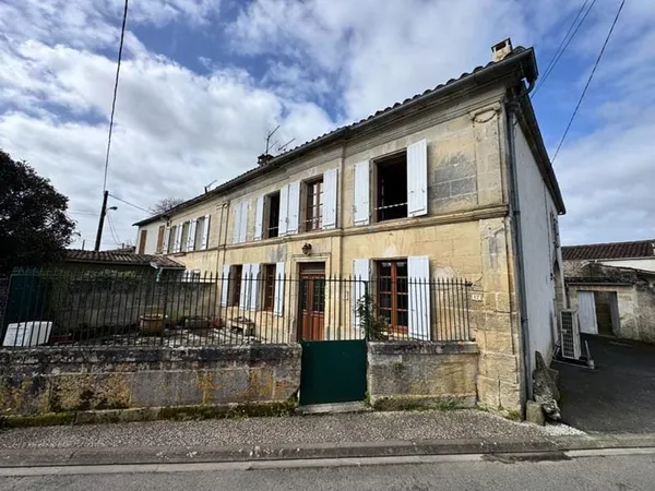 Maison Cherves Richemont 3 pièce(s) 112 m2 + dépendances