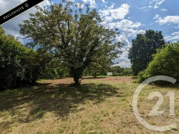 Terrain 128 m²