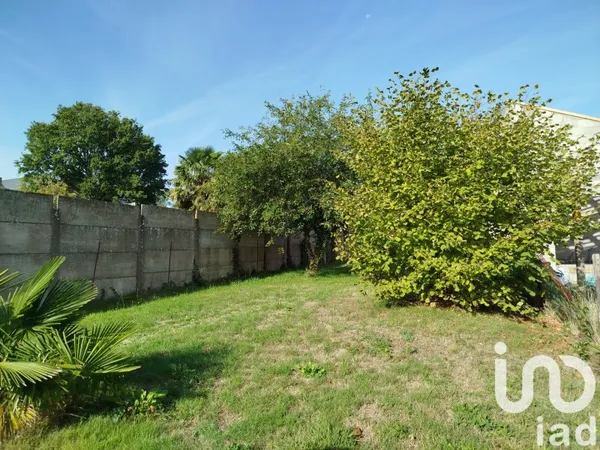Terrain 250 m²