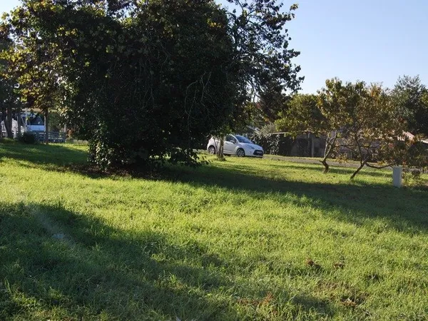 Terrain bien situé à vendre 439m2