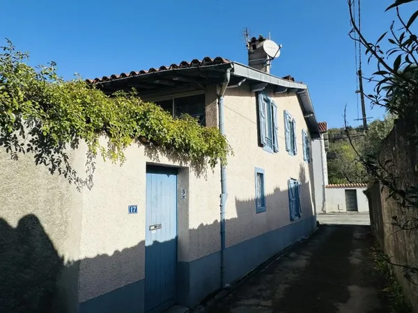 Maison 8 pièces 410 m²