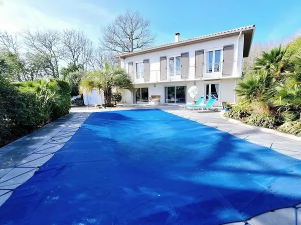 Maison 6 pièces 175 m²