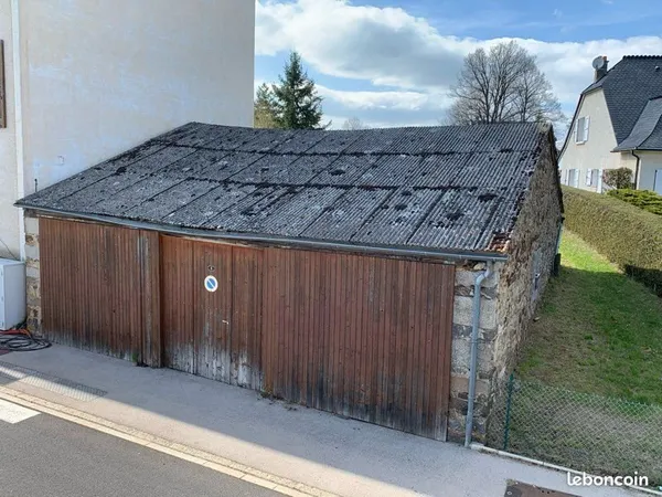 Garage et terrain