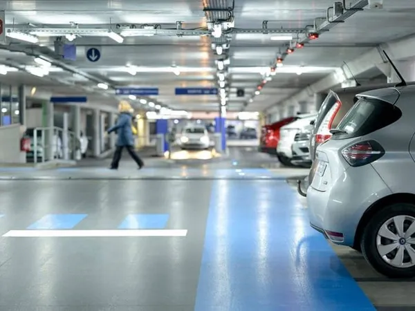 Parking 12 m²